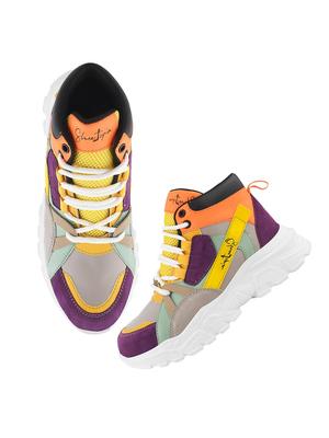 Женская обувь – Кроссовки