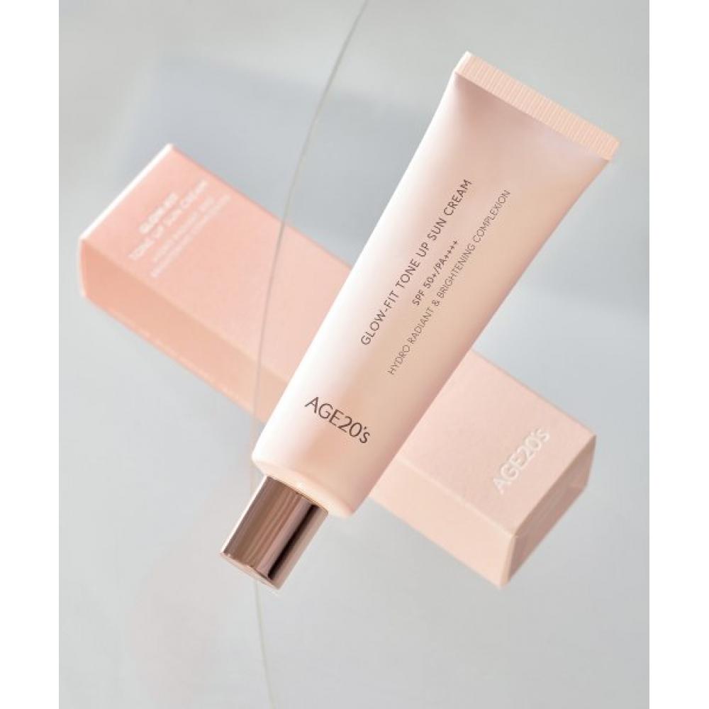 Возраст 20 S Солнцезащитный крем с эффектом выравнивания тона Glow Fit 50 мл Spf50+ Pa++++