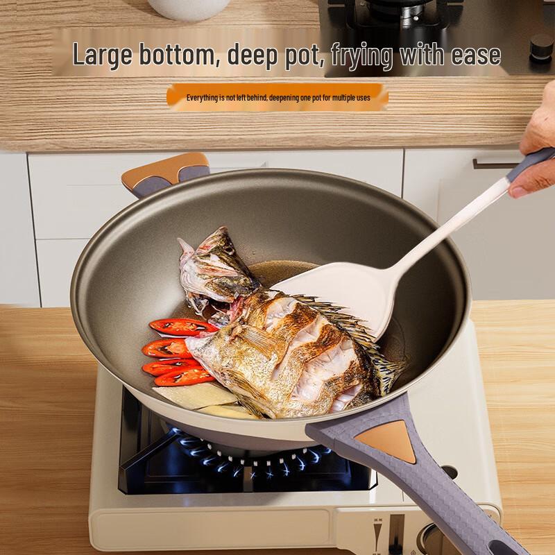 Yoshida Craft 34cm Non-stick Titanium Wok with Micro-pressure Lid