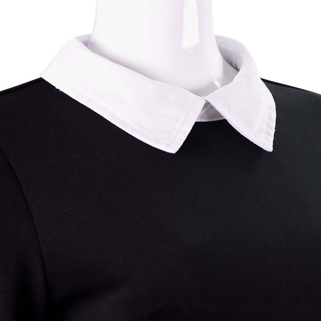 , Женщина в семье, наряженная на Хэллоуин.