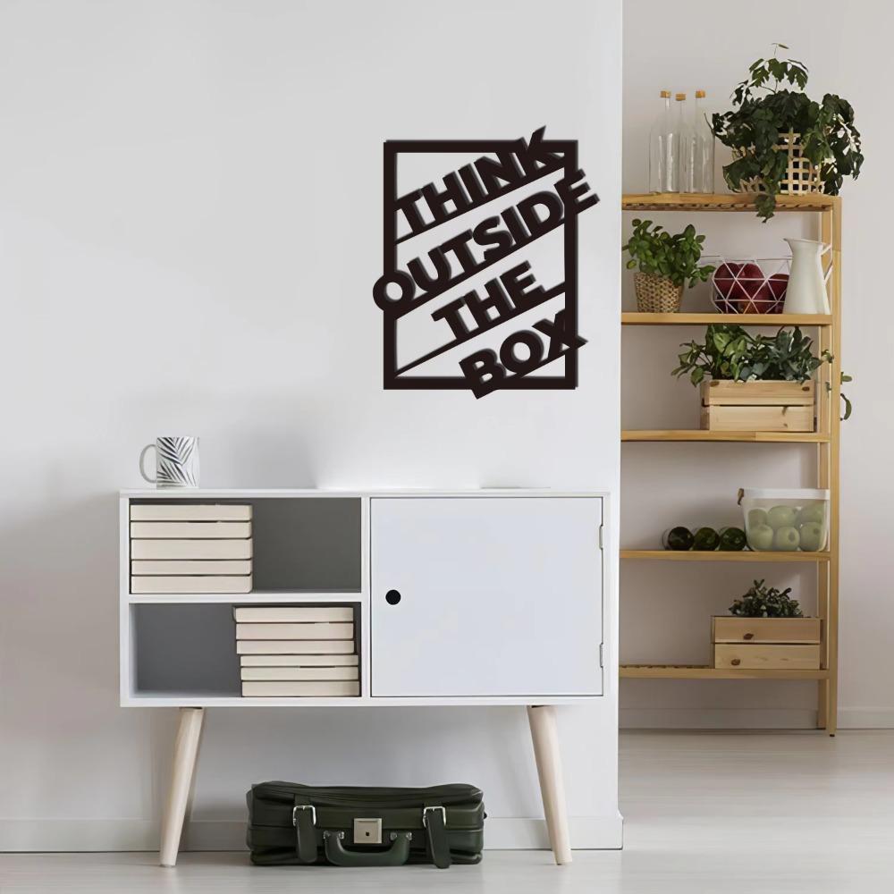 Мысли за пределами коробки" Металлическая табличка Современное украшение стены Стильное металлическое настенное искусство Идеальный подарок на новоселье Элегантный декор для спальни