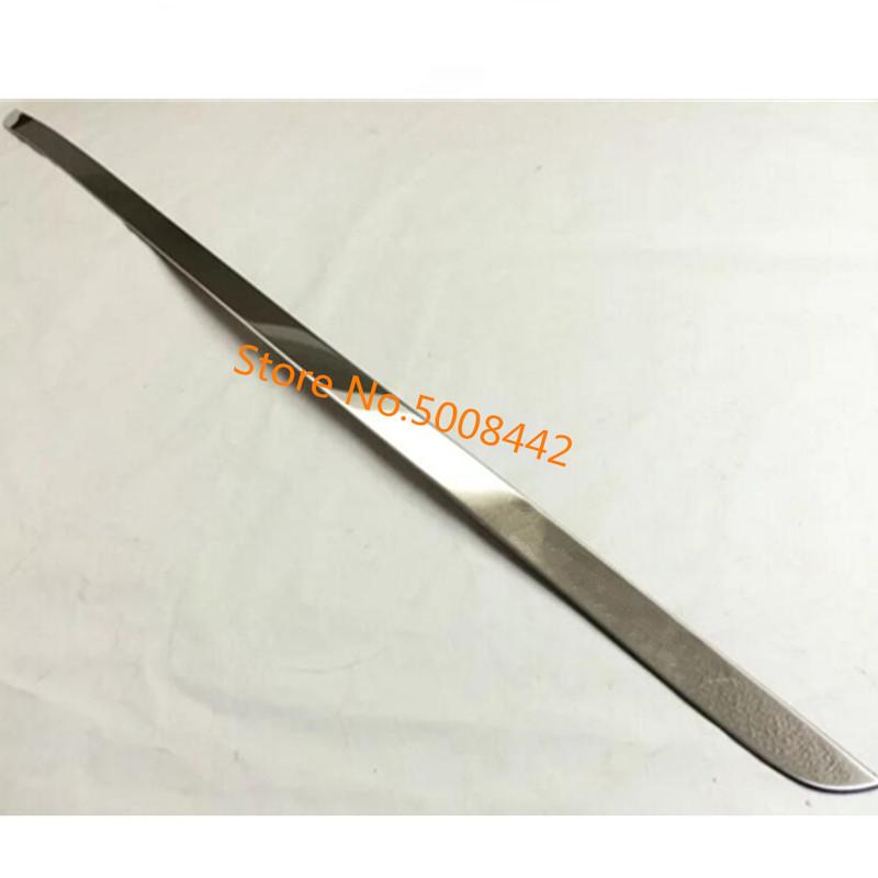 For Suzuki Vitara 2016 2017 2018 Car Rear Back Door Trunk Trim Strip Molding Stream Lamp Panel Molding Parts