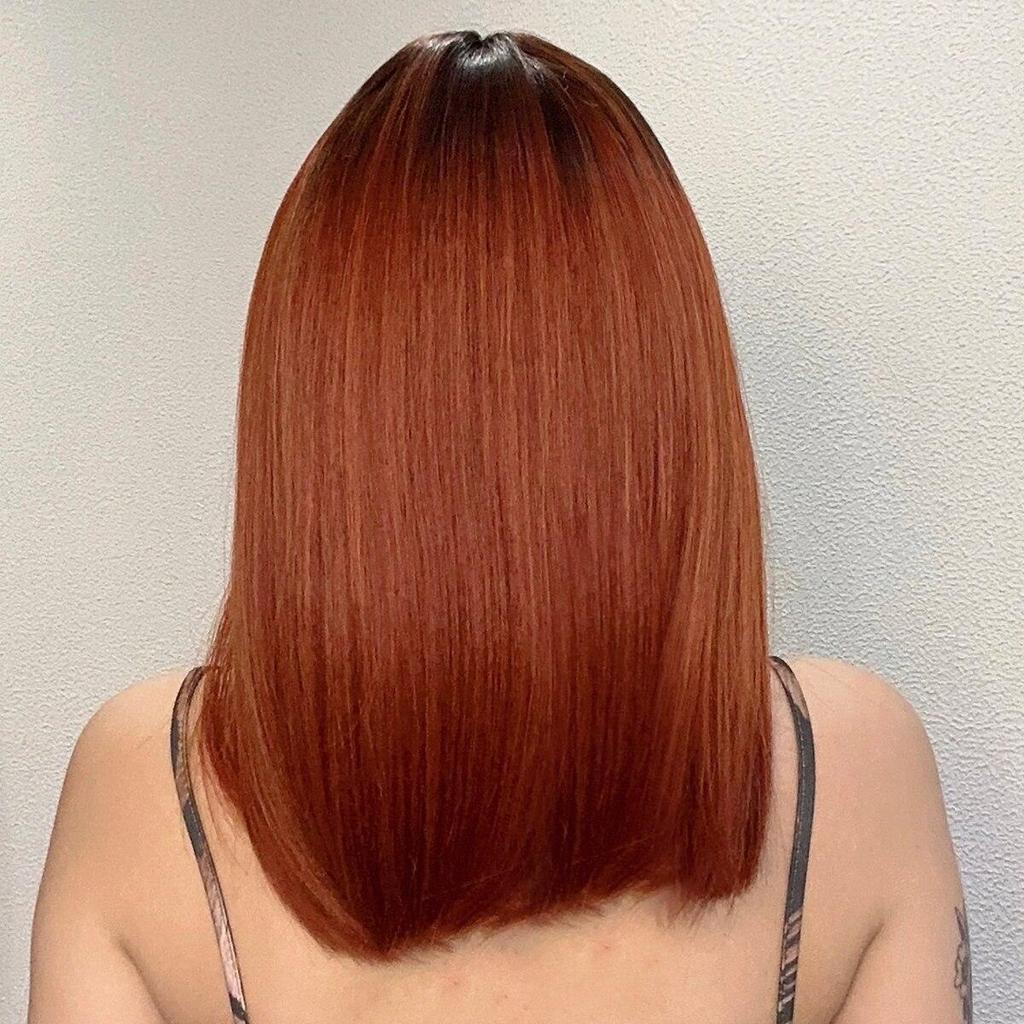 EASIHAIR Medium Length Red Ombre Synthetic Natural Wigs Middle Part for Women Daily Cosplay Use Heat Resistant Fiber Hair Wigs