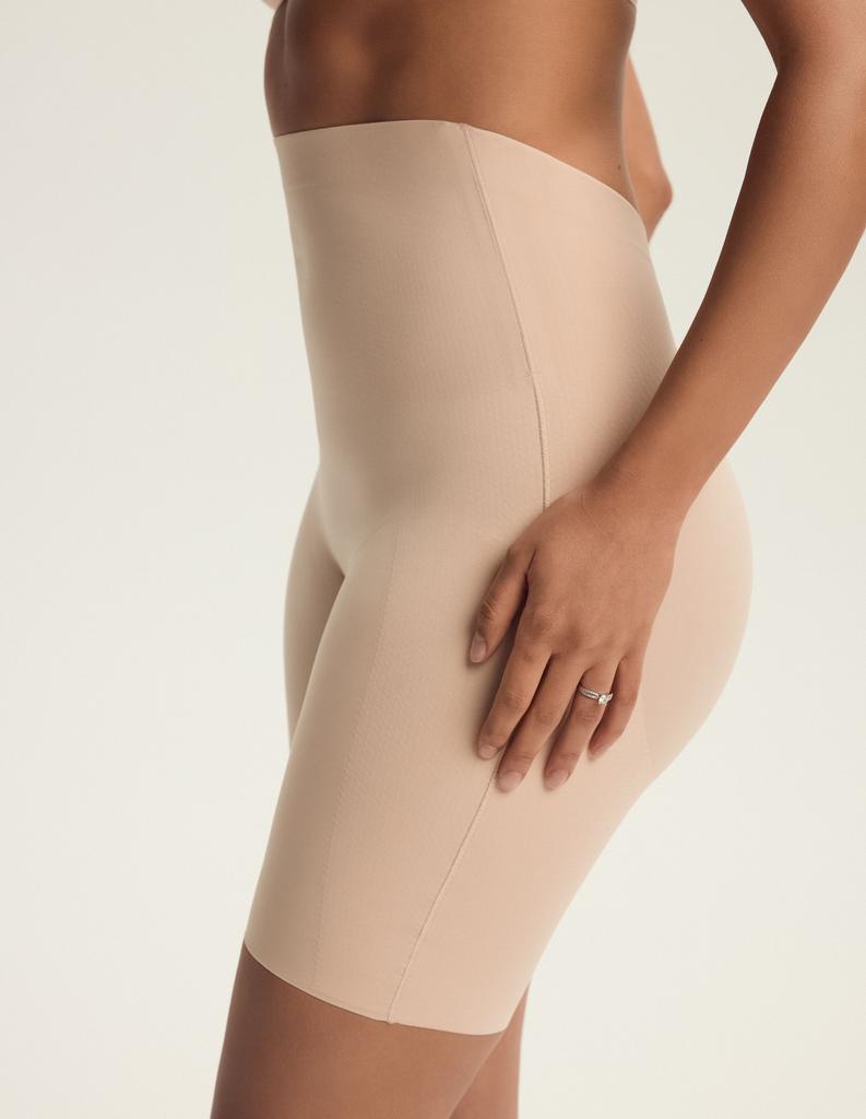 Smooth Esotiq Shorts