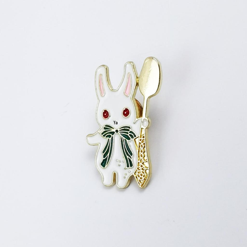 Personalized Cartoon Rabbit Fork Brooch - Cute Animal Metal Badge for Clothing Accessories