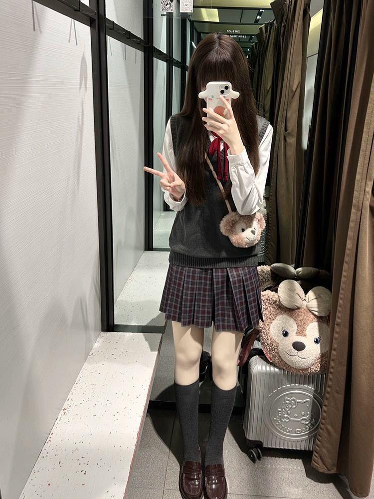 Жилет JK средней школы Мидзухара: Аутентичный вязаный кардиган в японском стиле для женщин - Идеально подходит для осени и зимы.