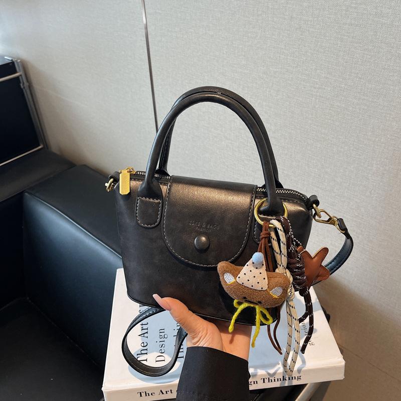 Ретро сумочка женская 2025 новая трендовая модная контрастная сумка через плечо для通勤 и мессенджер, сумка-пельмень