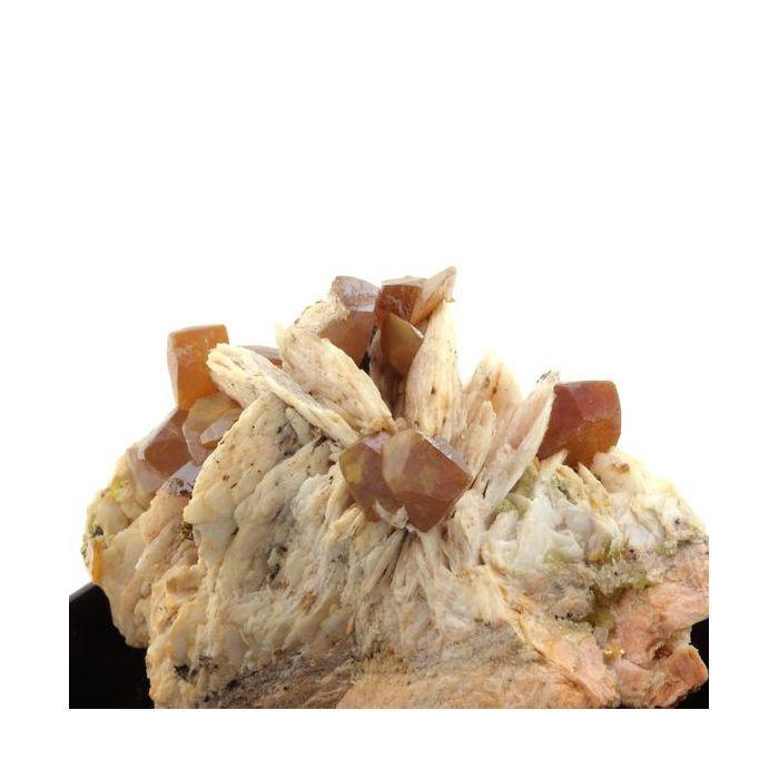 Wulfenite + Baryte 218.5 carats