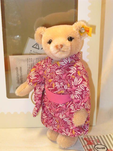 Steiff Escape Tokyo Teddy Bear wearing a yukata "Great ~ Bear"