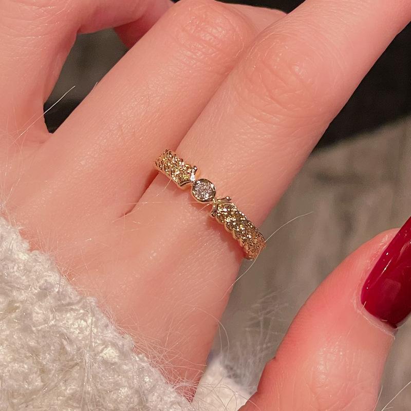 Средневековый французский ретро придворный стиль открытое кольцо полностью усыпанное бриллиантами, микроинкрустация цирконом, нишевый дизайн, высококлассные персонализированные аксессуары