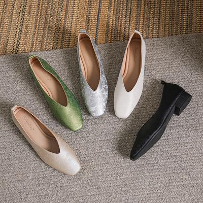 Модные туфли на низком каблуке в стиле ретро с пряжкой, женские туфли Мэри Джейн из мягкой кожи с квадратным носком, с плоским носком, черные, универсальные, Zapatos Mujer 2024