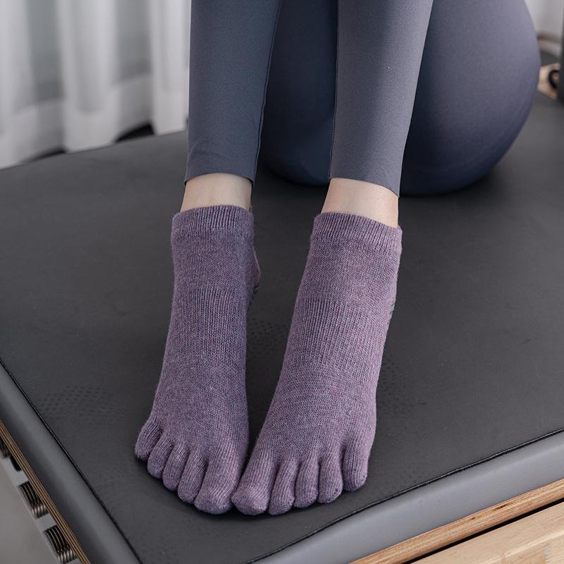 Носки ToeSox с открытой спиной, нескользящие, для йоги и пилатеса, с пятью пальцами — всесезонное качество
