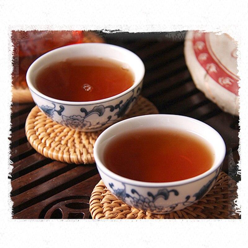 Чай Пуэр Мэнхай ручной работы 2011 года Шу Пуэр Спелый Пуэр с золотыми бутонами 375г