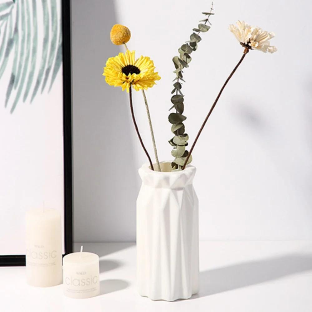 Nordic Style Flower Vase Living Room Decoration Ornaments Modern OrigamiPlastic Vases for Flower Arrangements Home Decor