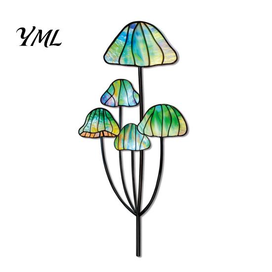 Outdoor Decorative Inserts Colorful Planter Insert Stake, Double-Sided, Flower Pot Decor Metal Yard Art Ornaments Insect Animal Stake for Plant