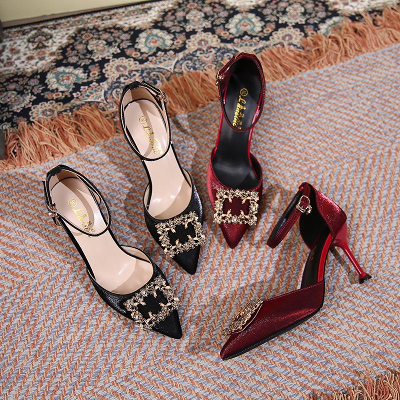 Темперамент светская львица тонкий каблук атлас полые высокие каблуки летние rhinrhine-пряжка большой размер 41-43