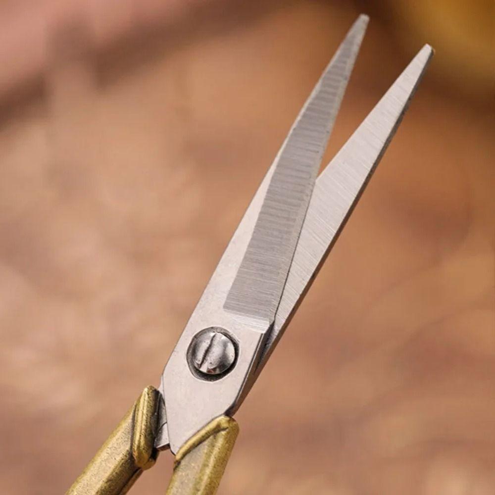Antique Design Tailor Scissors Classic Style Embroidery Scissors Thread Cutter Sewing Projects
