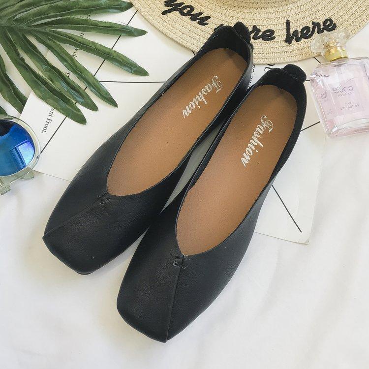 Женские весенне-осенние туфли на плоской подошве с квадратным носком