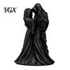 Gothic Romantic Keepsake Faceless Lovers Figurine, Dark Ghost Couple Sculpture, Mysterious Macabre Home Accents Desktop Ornament for Shelf Mantel