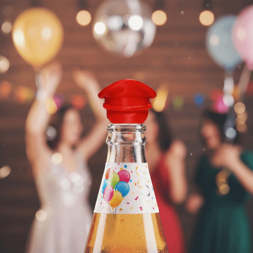 2PCS Creative Hat-shaped Bottle Cap Plastic Sunshade Cap Ornaments Cute Beer Bottle Cap Drink