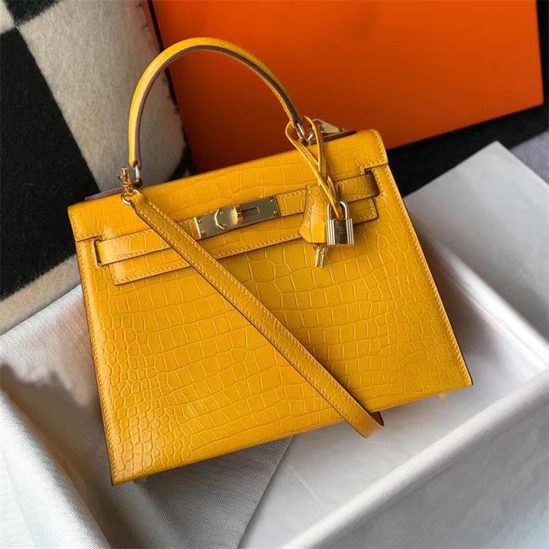 Haute Couture Classic 25 Crocodile Pattern Head Layer Leather Cross Cross Carrying Bag Fashion Texture Women Bag