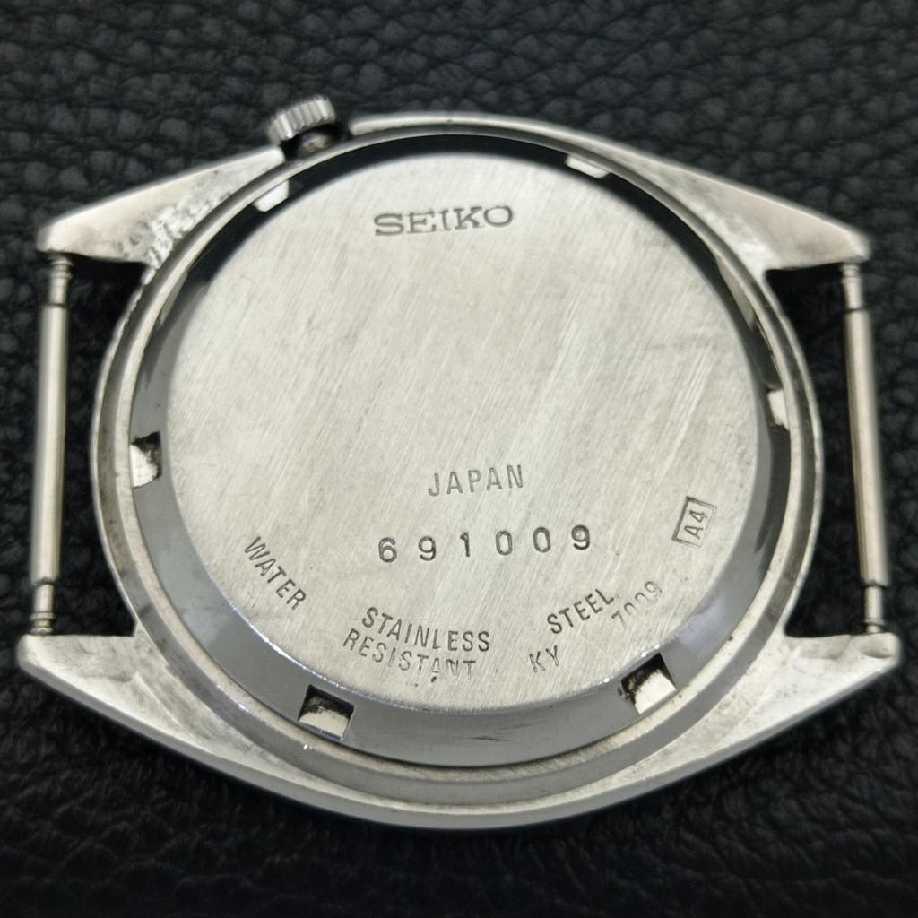 AUTOMATIC 7009A VINTAGE SEIKO 5 JAPAN MENS SILVER COLOR DIAL WATCH A701551-5 R206b-a701551