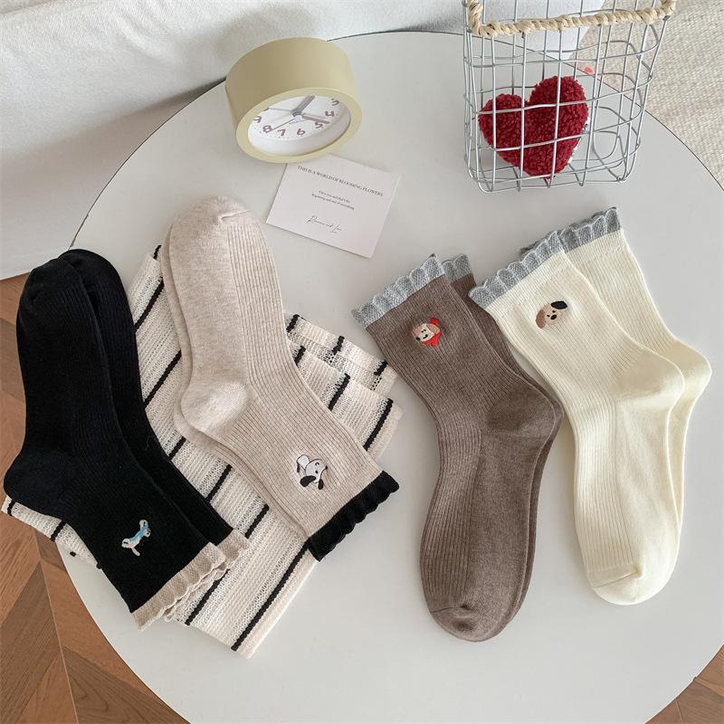 Dog Cartoon Embroidered Socks, Women's Pure Cotton Mid-calf Socks, Autumn and Winter Vertical Lace Socks, Versatile Casual Socks