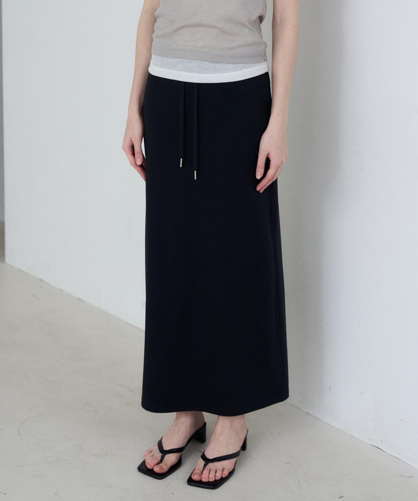 From Wear Slim Elastic Skirt Black