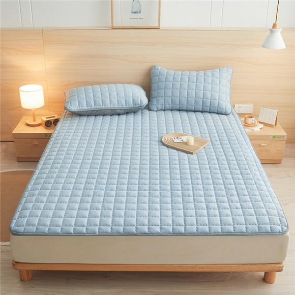 Waterproof Mattress Pad Anti-mite Non-Slip Bedspread Fold Tatami Bedroom Hotel Sleeping Mattress Cotton Bedspread Bedding Mat (No Pillowcase)