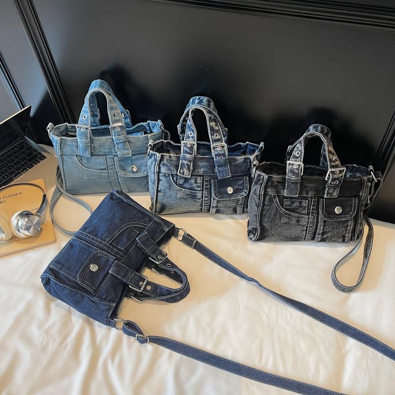 Джинсовая маленькая квадратная сумка женская на плечо кроссбоди