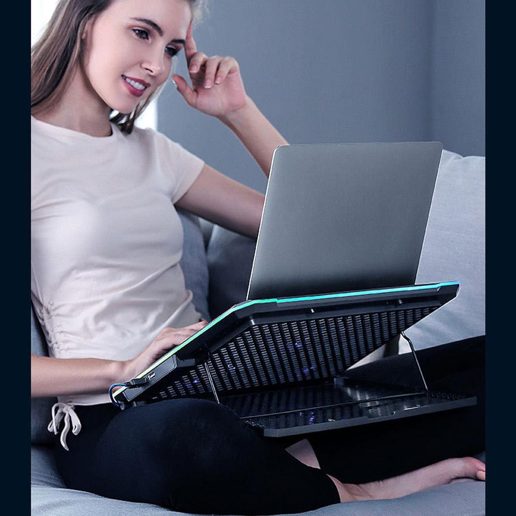 Лучший в линейке кулер для ноутбука с 14-ядерной системой охлаждения Turbo Cooling, идеально подходящий для игр, со светодиодной подсветкой RGB и эргономичным дизайном