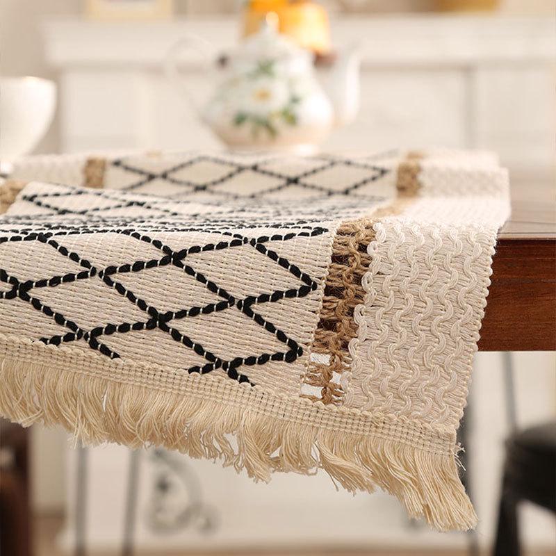 Дорожка для стола с кисточками из хлопка и льна в этническом стиле - легкое роскошное праздничное украшение