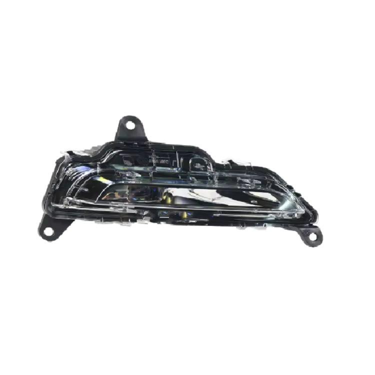 LR134491: Compatible with Land Rover Range Rover Evoque Front Grille.