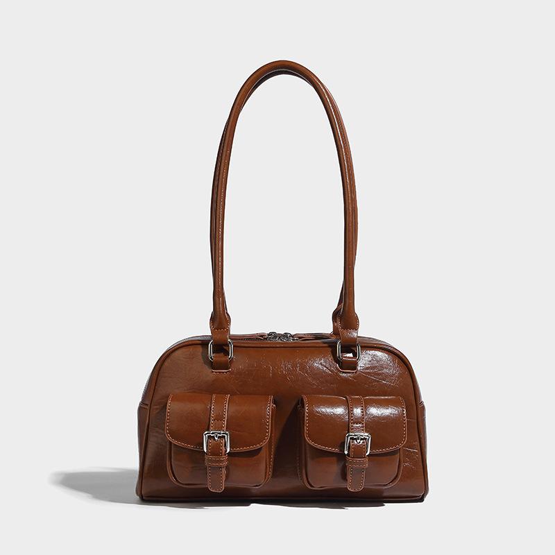 Vintage Boston Bag in Oil Wax Leather, Women's Pillow Bag, 2024 Fall/Winter New Commuting Bowling Bag, Handbag and Shoulder Bag