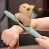 Модный милый браслет-капибара с крыльями и функцией забавного встряхивания для детей и подростков