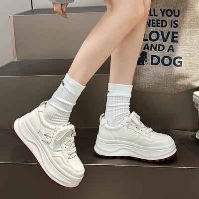 Маленькие белые туфли из ЭВА кожи женские на толстой подошве новые ультралегкие с мягкой подошвой увеличивающие рост универсальные кеды спортивная и повседневная обувь