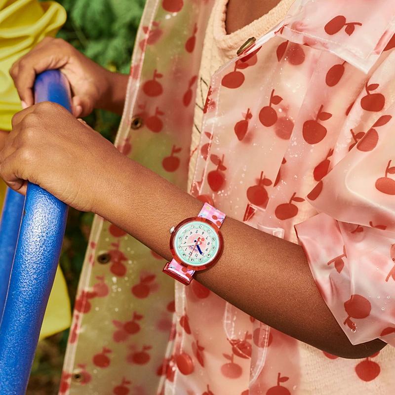 SWATCH Children's Garden Adventure Series Quartz Movement Pink Cherry Children's Swiss Watch 31.8mm Green Dial Plastic Case Fabric Strap ZFPNP057