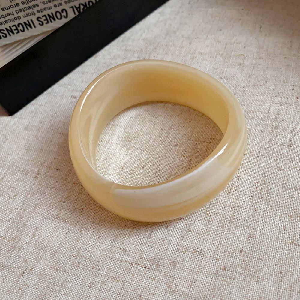 Resin Round Wide Bracelet Exaggerated Retro Geometric Bangle Irregular Acrylic Bangle  Daily