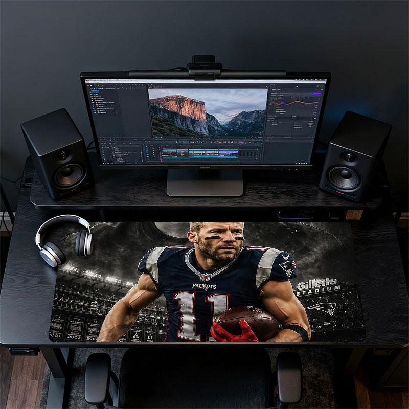Julian Edelman Mouse Pad, Large Gaming Desk Mat, Non-slip XXL Mousepad for Laptop & Tablet, Mini PC Playmat with Stitched Edges