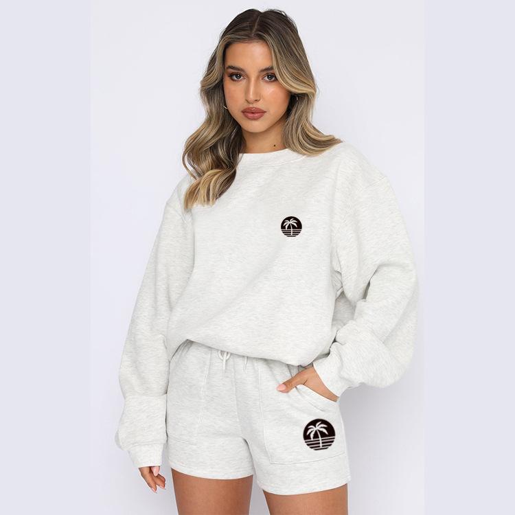 2026 autumn and winter new American Spice Girl gray crew neck shorts sweater jacket small casual suit