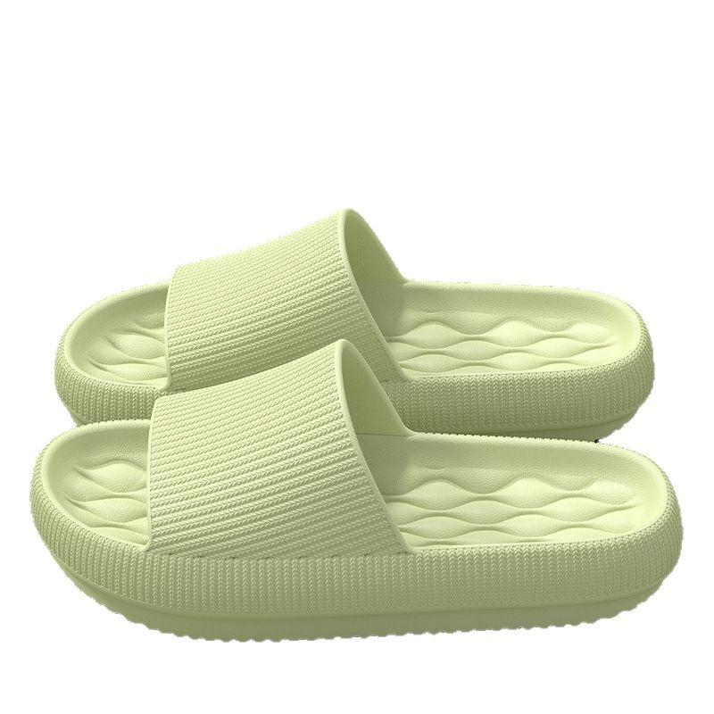 Крутые тапочки женские для улицы домашние нескользящие и не вызывающие неприятный запах для дома с толстой подошвой для ванной комнаты для лета мужские