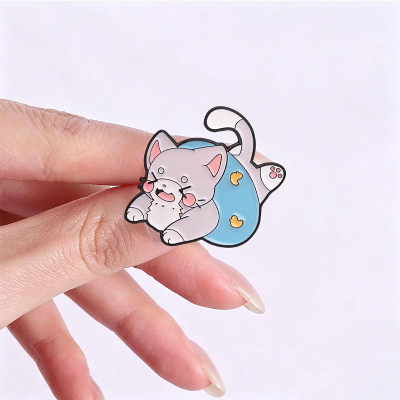 Kawaii Cat Badges Cute Cartoon Kitten Enamel Pin Funny Heart Mouse Yarn Ball Backpack Brooch Animal Accessories