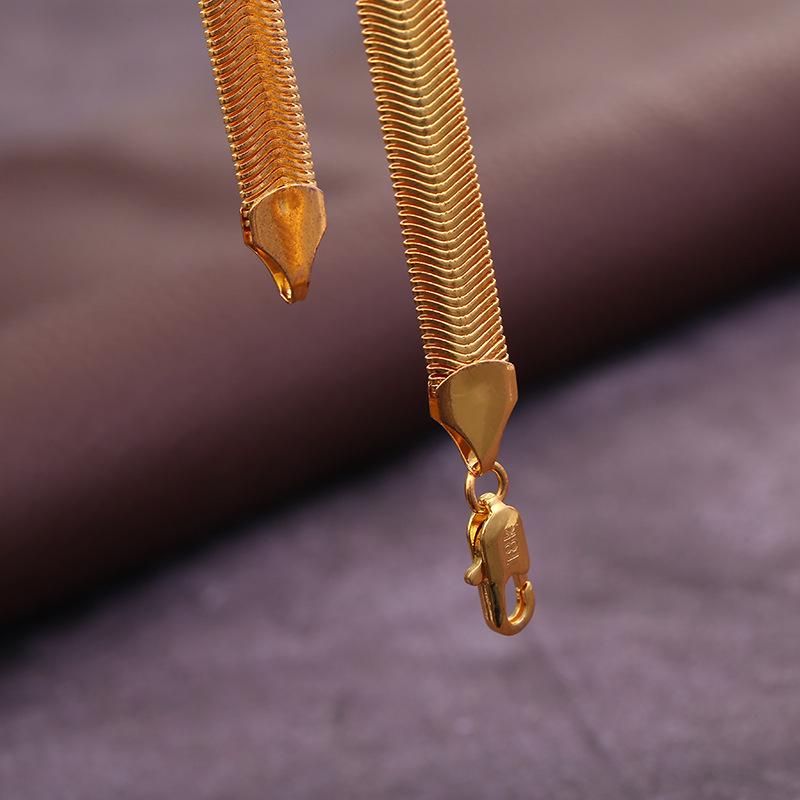 Мужская цепочка TEMU Змеиная кость 18 карат золота - Европейская и американская мода, плоская цепочка 6 мм, популярный стиль