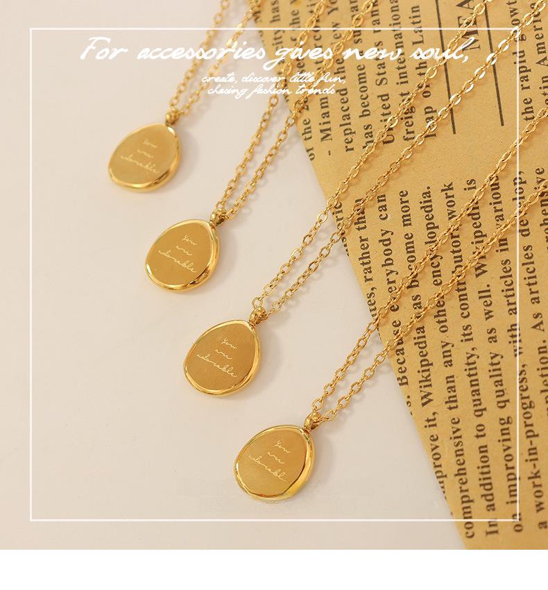 Ожерелье с подвеской в виде неправильной овальной буквы из 18-каратного золота в титановой стали – роскошные женские украшения