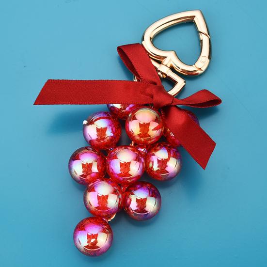 Блестящий сплошной цвет виноградной бусины подвесной брелок с кольцом для ключей в форме сердца