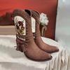 Женские ретро ковбойские ботинки на толстом каблуке, вышитые до середины икры, с острым носком, боковой молнией, универсальный дизайн, стройнящий фигуру (2025).