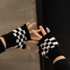 Черно-белые клетчатые перчатки с полупальцами для женских пар, вязаные на зиму, для студентов, пишущих и катающихся на лошадях, чтобы согреться, для полупечати