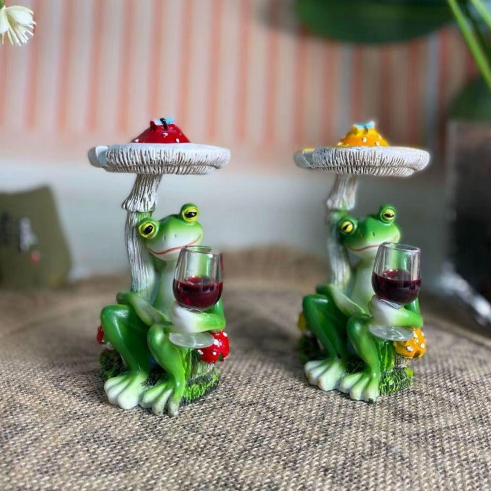 Red/Yellow Mushroom Sitting Frog Ornament Cartoon Resin Frog Sculptures Shelf Home