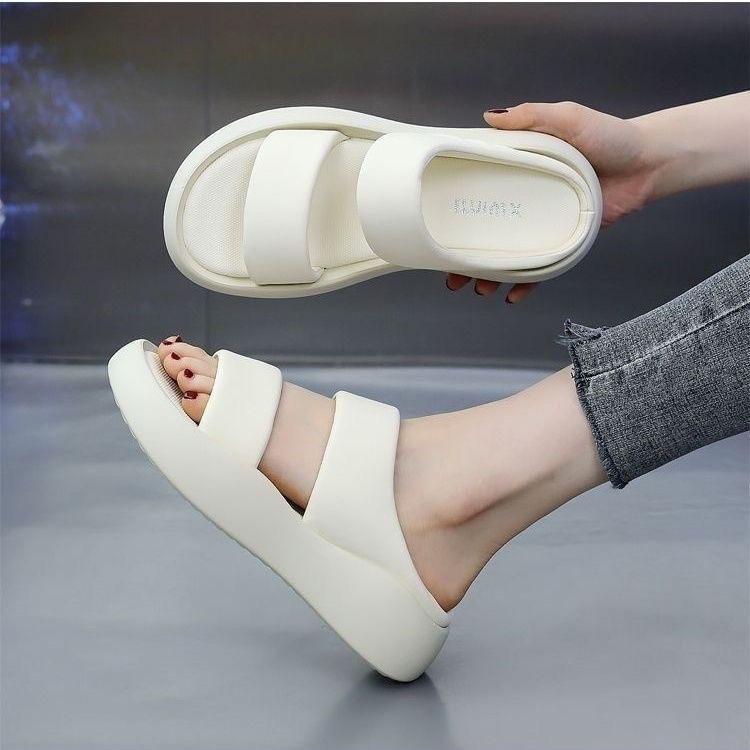 Тапочки на выход 2024 года, летняя мода, универсальная, толстая подошва, одно слово, нескользящая, мягкая подошва, легкая, для отдыха, пляжа