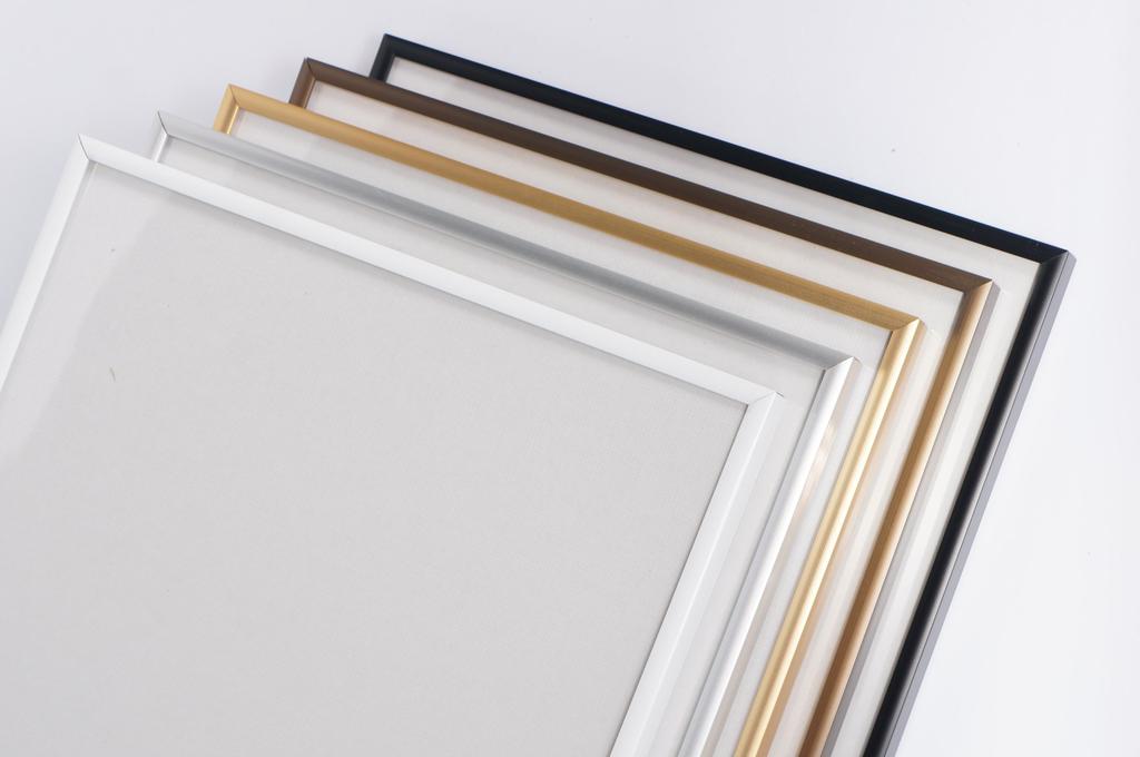 F1030 X 683 Puzzle Frame for 1000 Resin Board PET (483 mm)Jigsaw piecesTransparent 1.00mm (Gold)